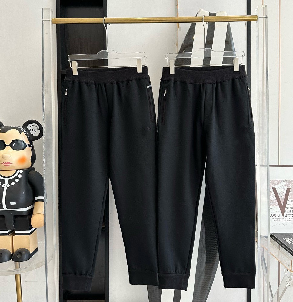 검은 색 바지