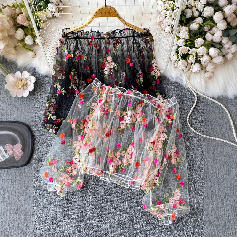 Foreign Trade French Style Elegant Heavy Embroidered Long-Sleeved T-Shirt for Women in Summer, Sweet and Age-Reducing Loose Foreign Trade French Style Elegant Heavy Embroidered Long-Sleeved T-Shirt for Women in Summer, Sweet and Age-Reducing Loose