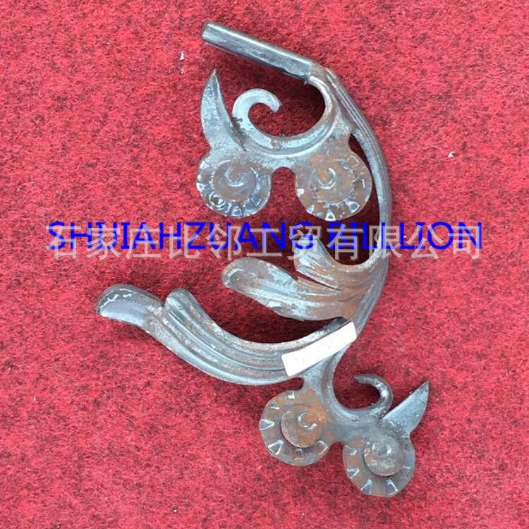 大门围栏阳台栏杆扶手熟铁锻打配件铁艺配件 铁大门铁花配件