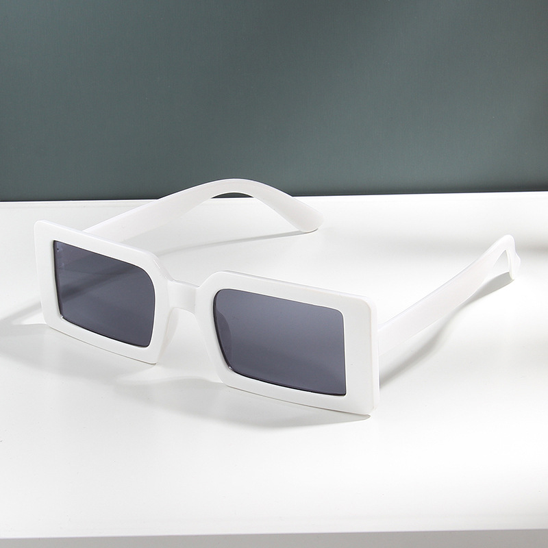 화이트 프레임 그레이