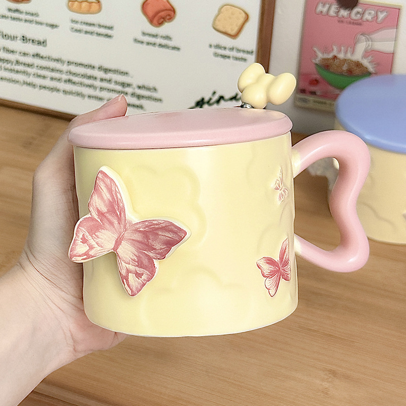 Taza niña Taza de mariposa de alto valor Taza de cerámica con tapa Cuchara Regalo de cumpleaños Taza para beber Hogar