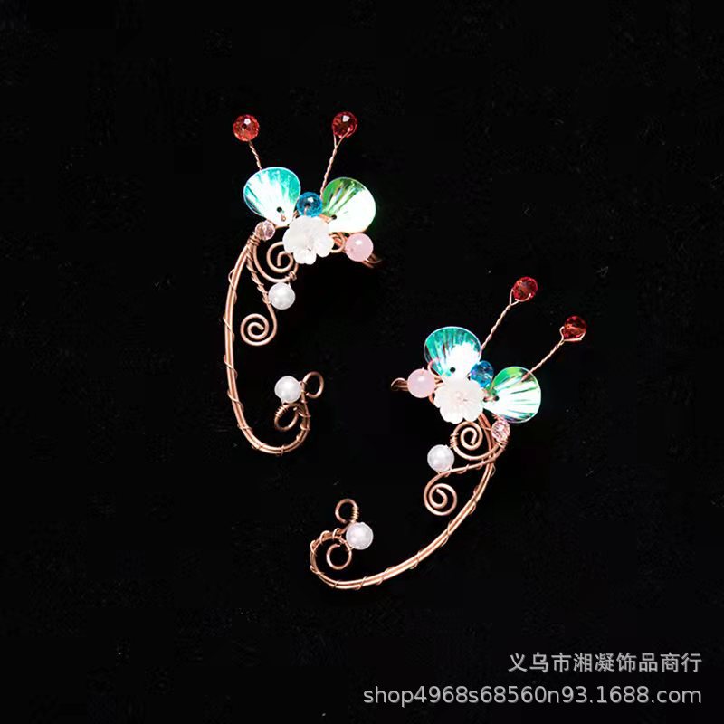 Original handmade butterfly ear cuffs with pearls and crystals, ancient style accessories for Hanfu photography, decorative earrings