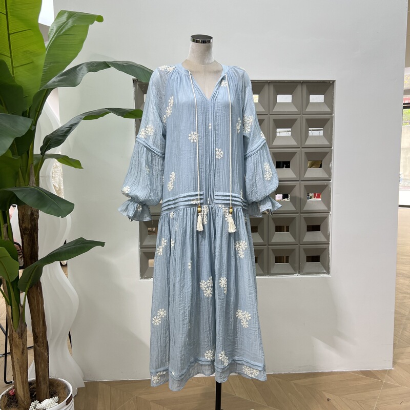 Designer's Elegant and Exquisite Early Spring Popular Embroidery Tea Break Loose Relaxation Comfortable Long dress White