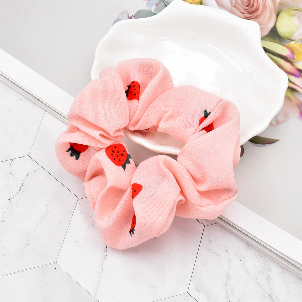 Korean Style Fold Small Strawberry Print Fabric Hair Scrunchies display picture 4