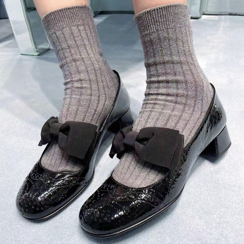 Sheepskin Version ~ miu Style Bow Genuine Leather Mary Jane Single Shoes Women's Spring Carved Chunky High-heeled Shoes Small Leather Shoes Sheepskin Version ~ miu Style Bow Genuine Leather Mary Jane Single Shoes Women's Spring Carved Chunky High-heeled Shoes Small Leather Shoes