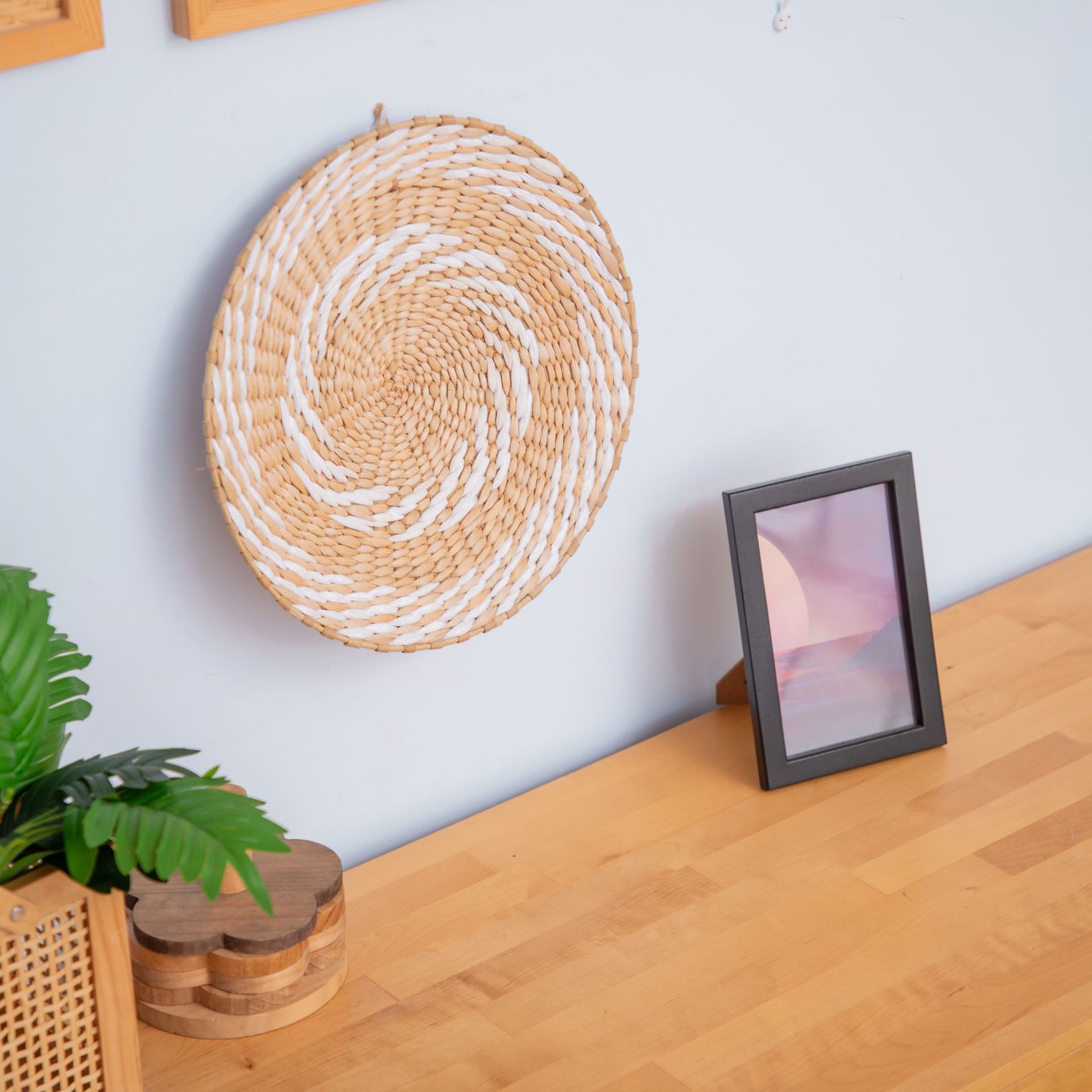 Spot al por mayor decoración de pared de viento étnico B & B hotel sala de estar decoración de pared fondo de muebles decoración multifuncional al por mayor