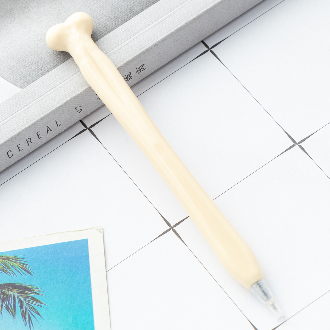 Nueva personalidad extraña hueso lápiz creativo nuevo esqueleto extraño estilo de lápiz de bola hueso simulación lápiz de plástico al por mayor