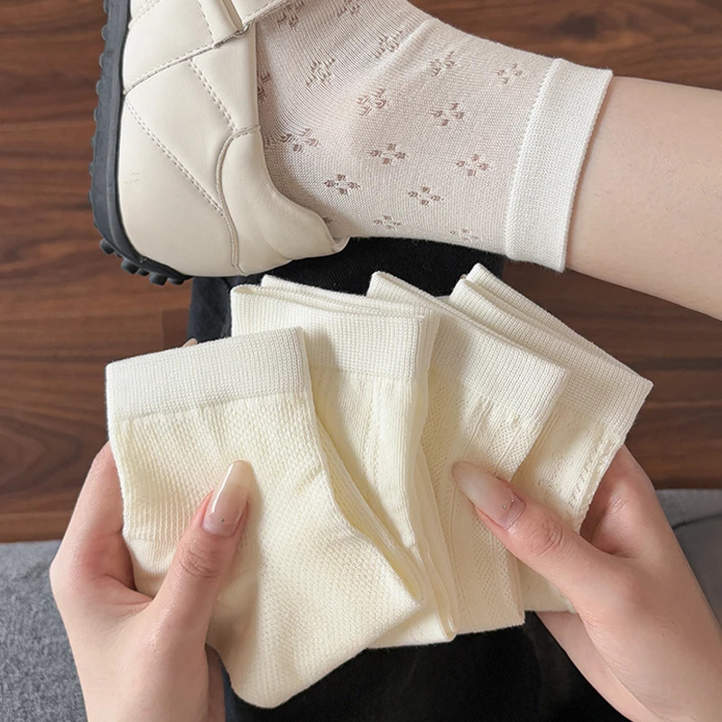 Short Tube Socks White Socks Women's Spring and Summer Lightweight Mesh Hollow Breathable Cotton Socks Ins Simple Sweet Mid-Tube Socks