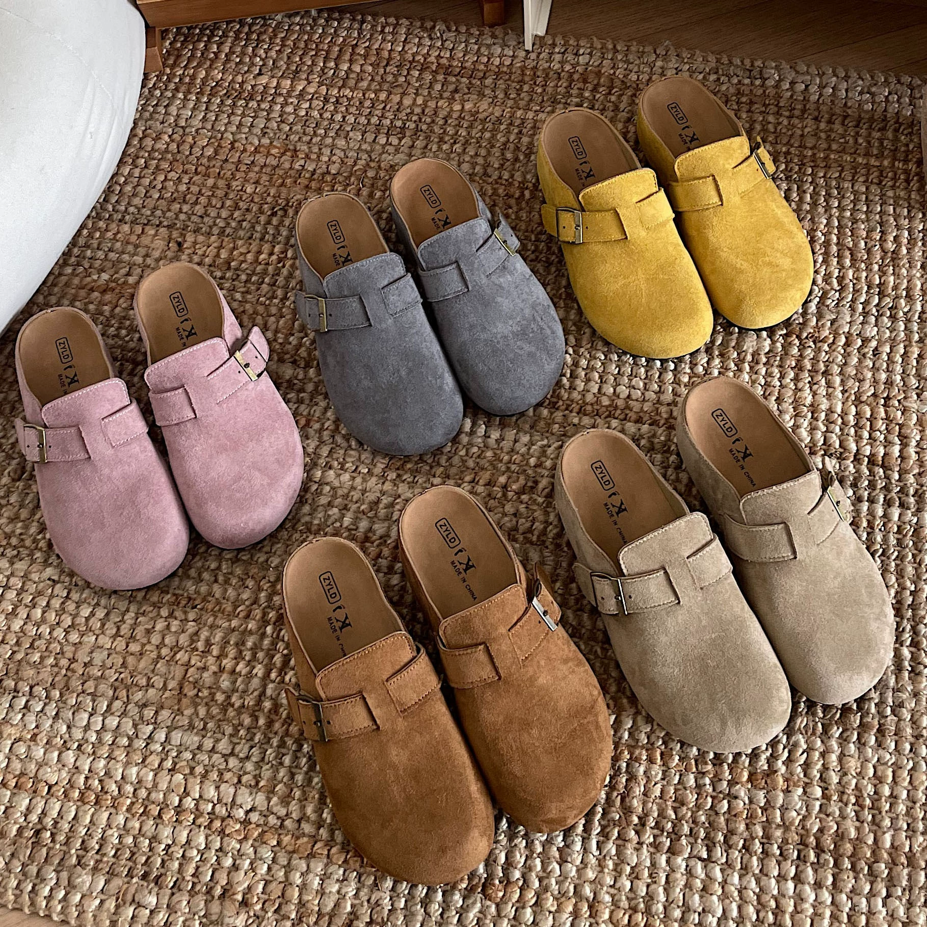 Обувь Birkenn Baotou половинная тапочка женская осень 2025 новый внешний вид с толстым дном полутолка обувь повседневный хлеб Buckenn обувь