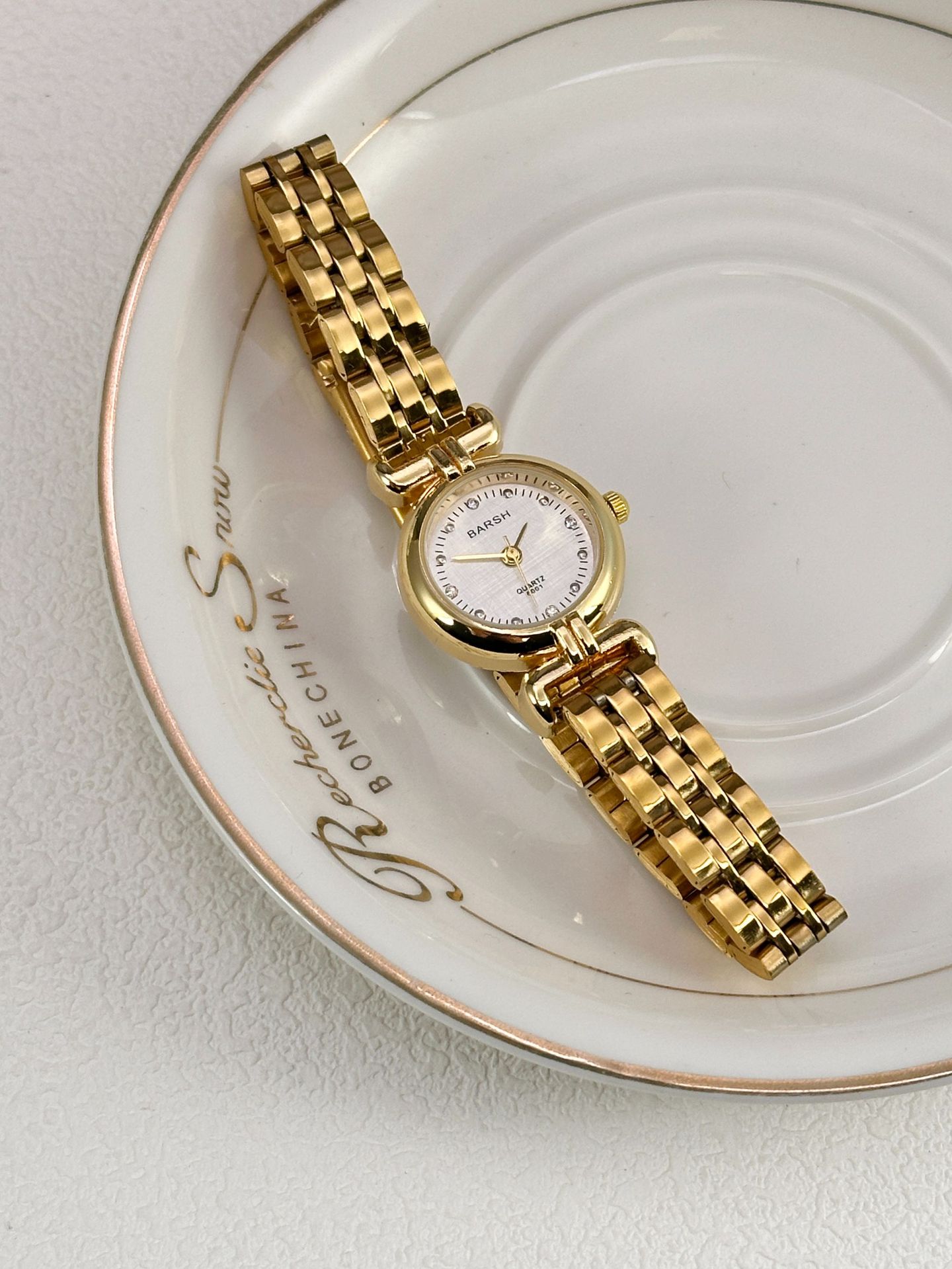 50g Weight Ordinary Glass Mirror Material Stainless Steel Strap Material Watch Classification Pointer Display Type Folding Buckle Buckle Style Round Dial Shape Holiday, Daily Occasion Quartz Movement Solid Color Pattern All Seasons Season Women's Gender Vintage Style, Classic Style Style Vintage Style Classic Style Solid Color Other Printing (Printing) Quartz Watch 8