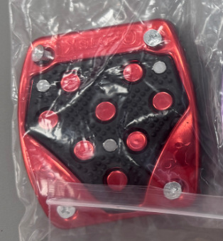 Red (aluminum material)
