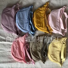 厂家直销夏季2025多巴胺纯色尼龙防水斜挎小布包女U家同款饺子包