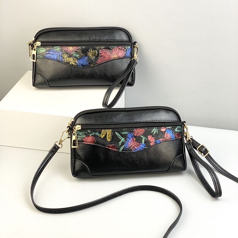 Qianzi Fox new hand-held crossbody small bag fashion clutch hand-painted mother-in-law shopping change women's bag mobile phone bag