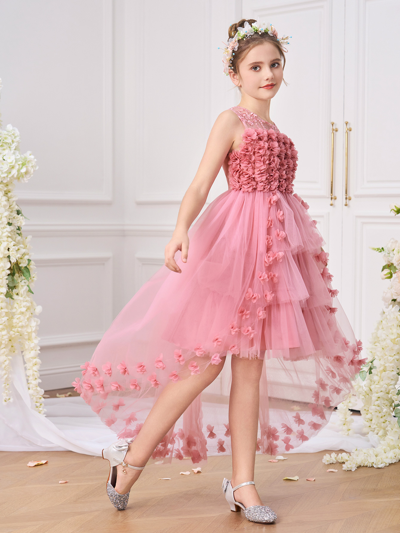 Nuevo lugar vestido para niños vestido de princesa de cola de encaje vestido de actuación de piano de niña de las flores vestido kids dress