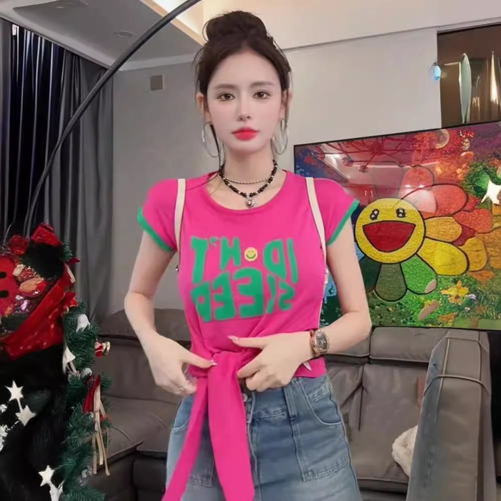 2024 verano cuello redondo color contraste dobladillo anudado camiseta de manga corta mujer nuevo estilo suelto y delgado moda talla grande top mujer