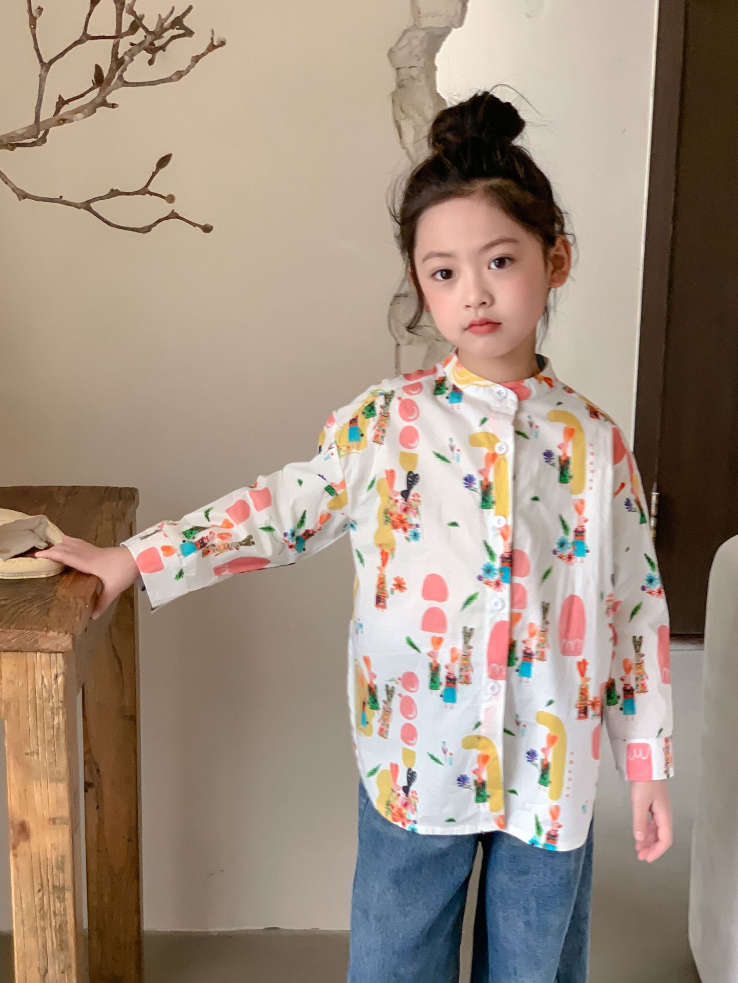 Camisa de graffiti divertida para niños collar de pie para Niñas Ropa para niños 2024 primavera bebé niña de dibujos animados impresa camisa de manga larga ropa de diseño