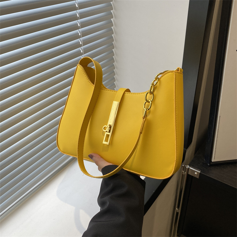 Ins French-style niche texture women's 2024 spring new solid color PU underarm bag commuting versatile crossbody bag