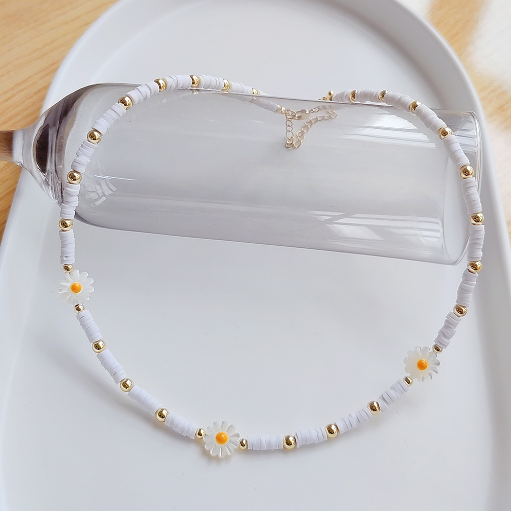 Fashion Heart Shape Natural Freshwater Pearl Soft Clay Beaded Women's Pendant Necklace display picture 4