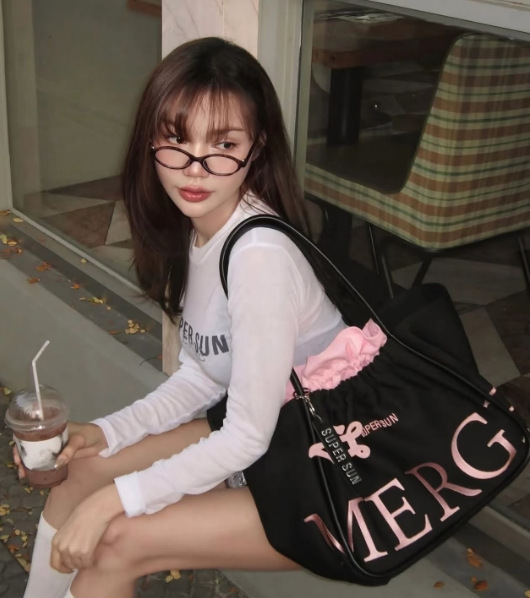 MERGE 单肩包帆布包包跨境女包时尚简约纯色抽绳女士联名子母包|undefined