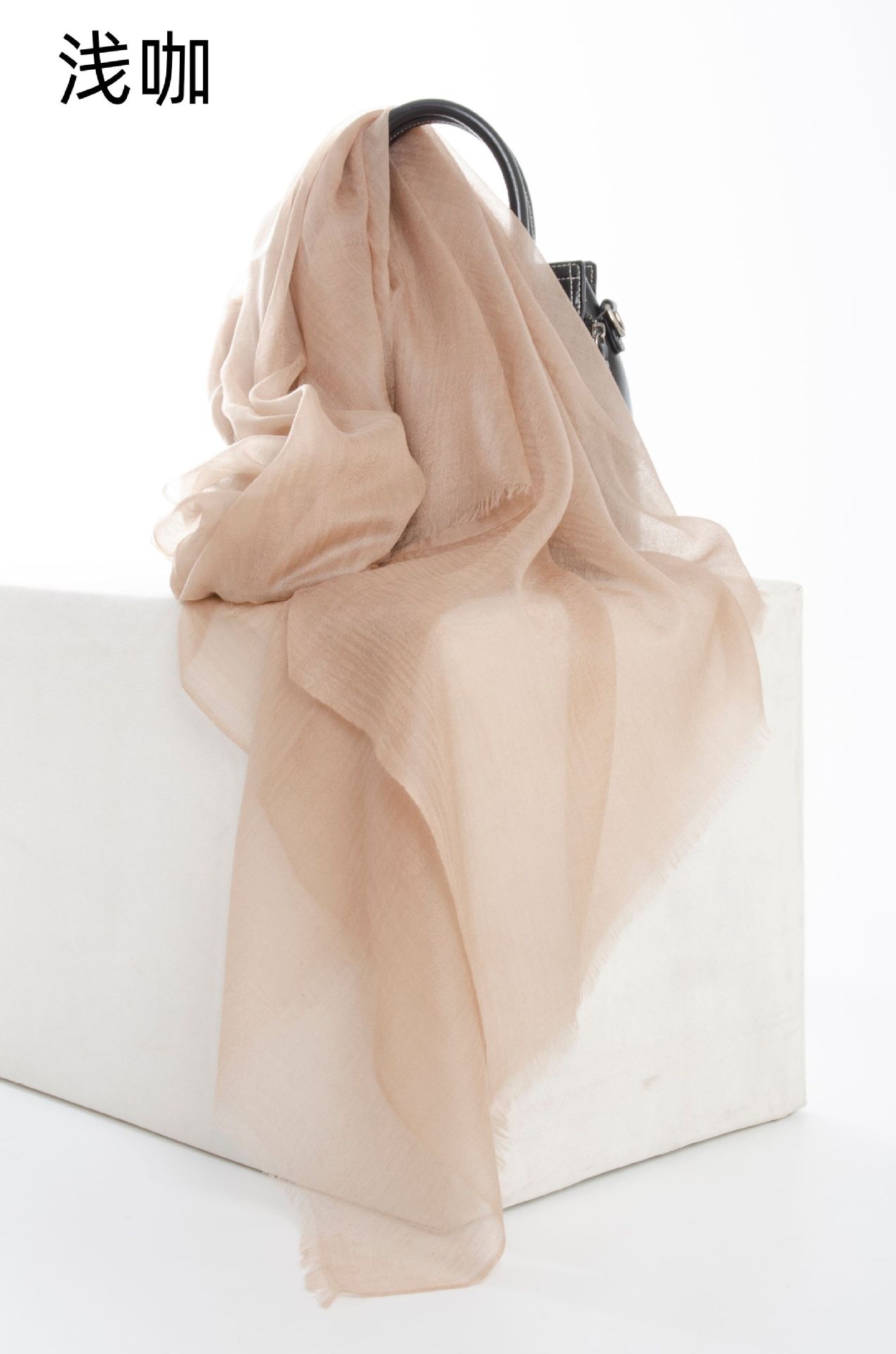 Fábrica de Mongolia Interior nuevo estilo liso 400 anillo ligero bufanda de terciopelo otoño e invierno cuatro estaciones damas cálido chal grande