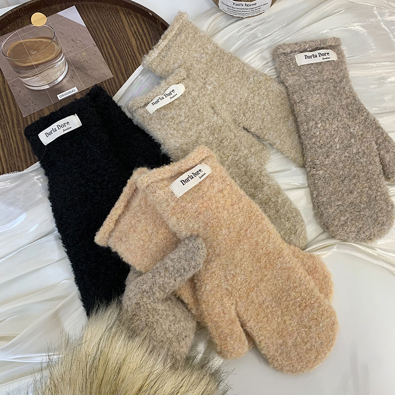 Guantes de dedo de invierno nuevos guantes de peluche cálidos de color sólido personales cómodos de impresión de tejido gruesos