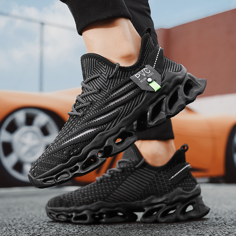 Los zapatos de hombre se pueden usar en todas las estaciones. La nueva tendencia de punta redonda versátil transpirable con cordones.