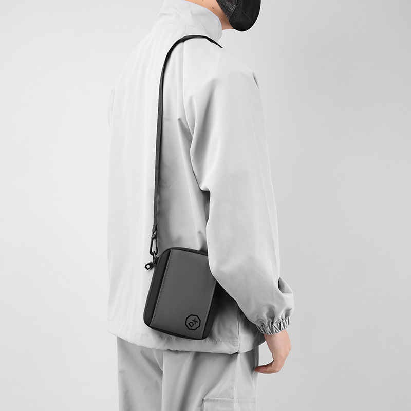 Men's crossbody bag with a high-end feel, small men's bag, travel bag, backpack, double-shoulder bag, multi-purpose men's crossbody bag undefined