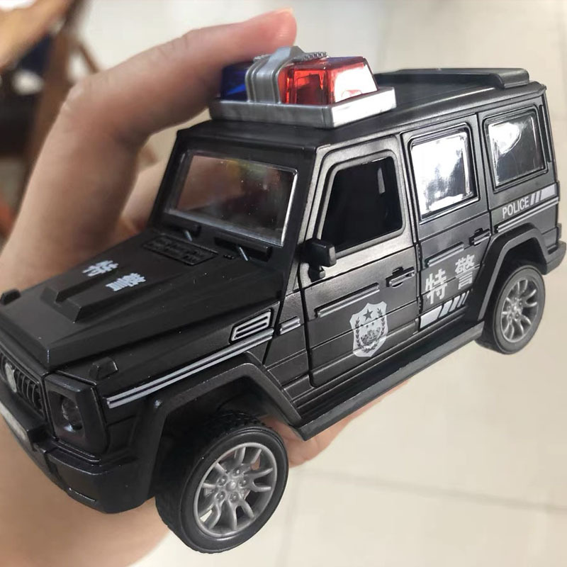 Children's Toys Are Inertial and Resistant to Falling, Can Open Doors, Simulate Police Cars, Fire Trucks, Ambulances, Bus Models, Men's and Women's Toy Cars