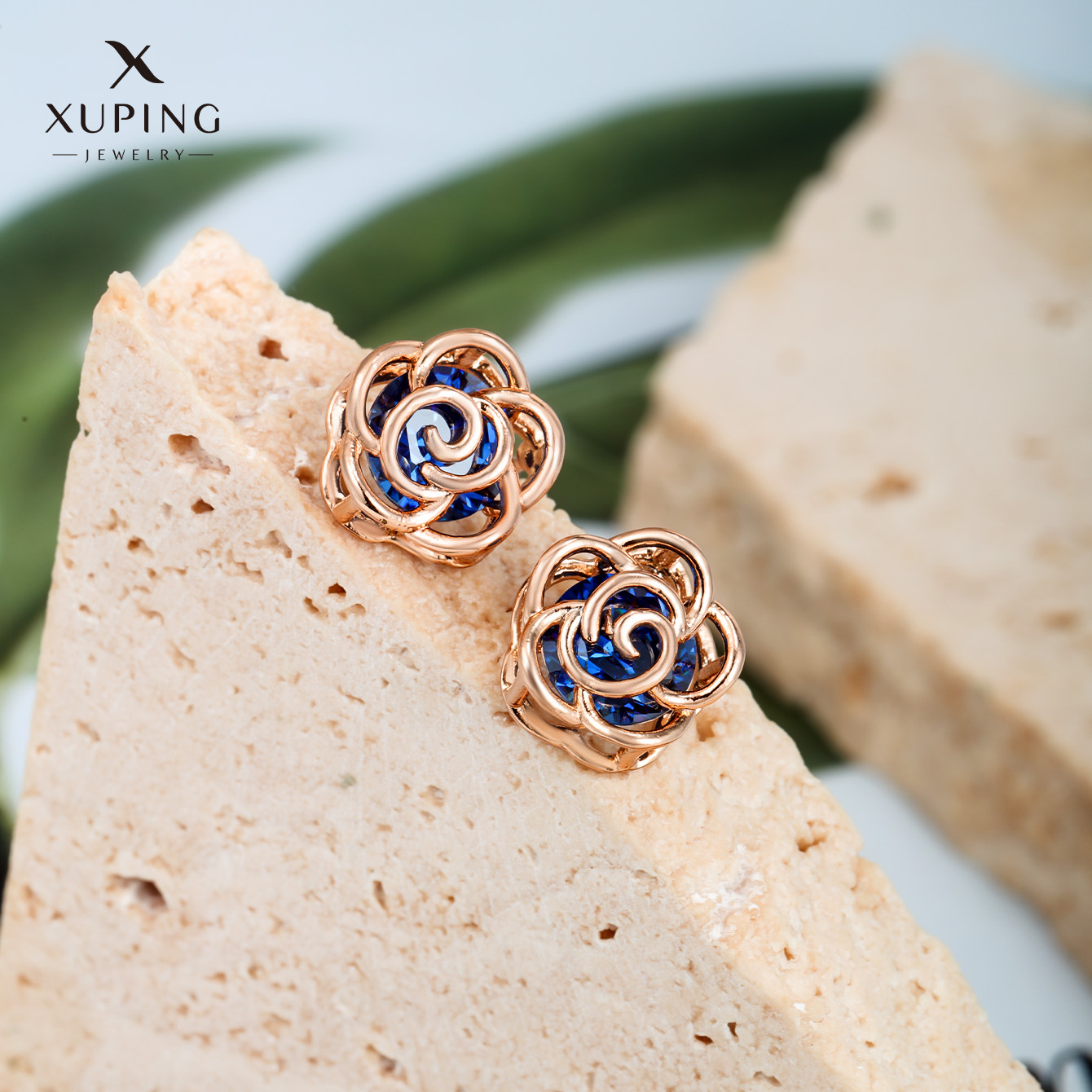 Pendientes de flor de nicho de lujo ligero de moda japonesa y coreana para las mujeres Joyería de Xuking colorido tesoro serie gema artificial Rosa pendientes