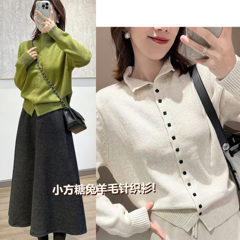 24 strands of wool + rabbit fur! This versatile knit sweater can be worn in three seasons, creating a slimming and stylish look, perfect for layering. Women's knit sweater, winter 2025