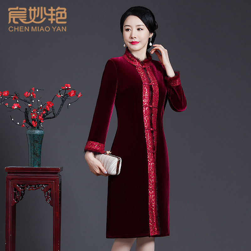 妈妈装2023冬装新款外套中长款中老年女装金丝绒加绒加厚大衣批发