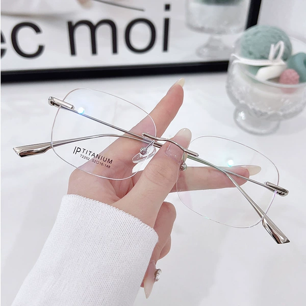 Silver-T2202
