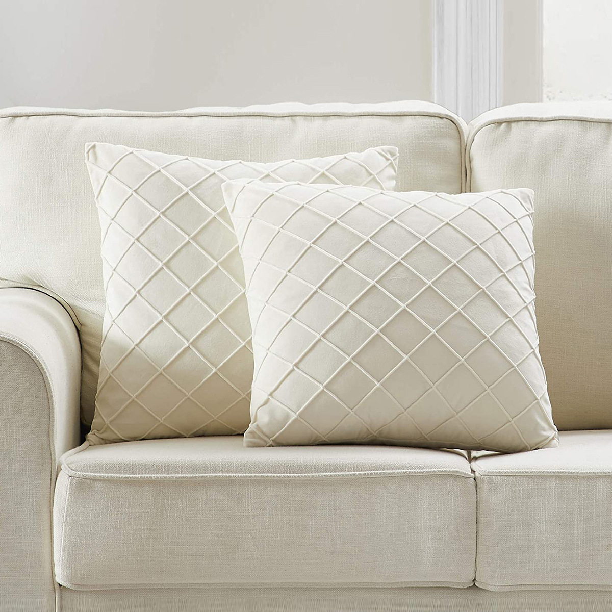 国境を越えた北欧の純色ビロード刺繍の方格子抱き枕カバー