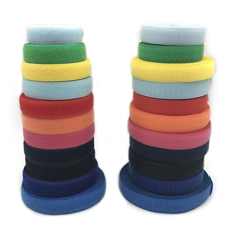 Inventario al por mayor Fitness Velcro en negro y blanco color nylon hebilla gancho texturizado hebilla hembra