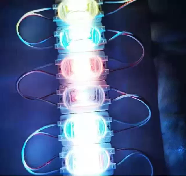 Светодиодный модуль литья под давлением RGB, автомобильная защита колесного арки, водонепроницаемая линза источника света, запчасти для авто, с подсветкой