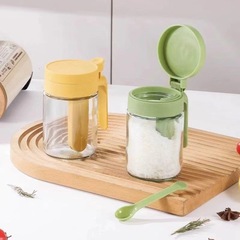 食品级高端厨房耐热玻璃盐罐翻盖设计一体式勺盖密封防潮坚固耐用