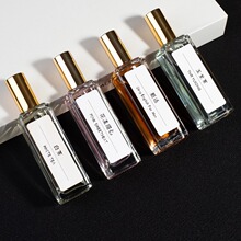 抖音直播品牌香水30ml男女士持久淡香水商场地摊夜市摆摊香水批发