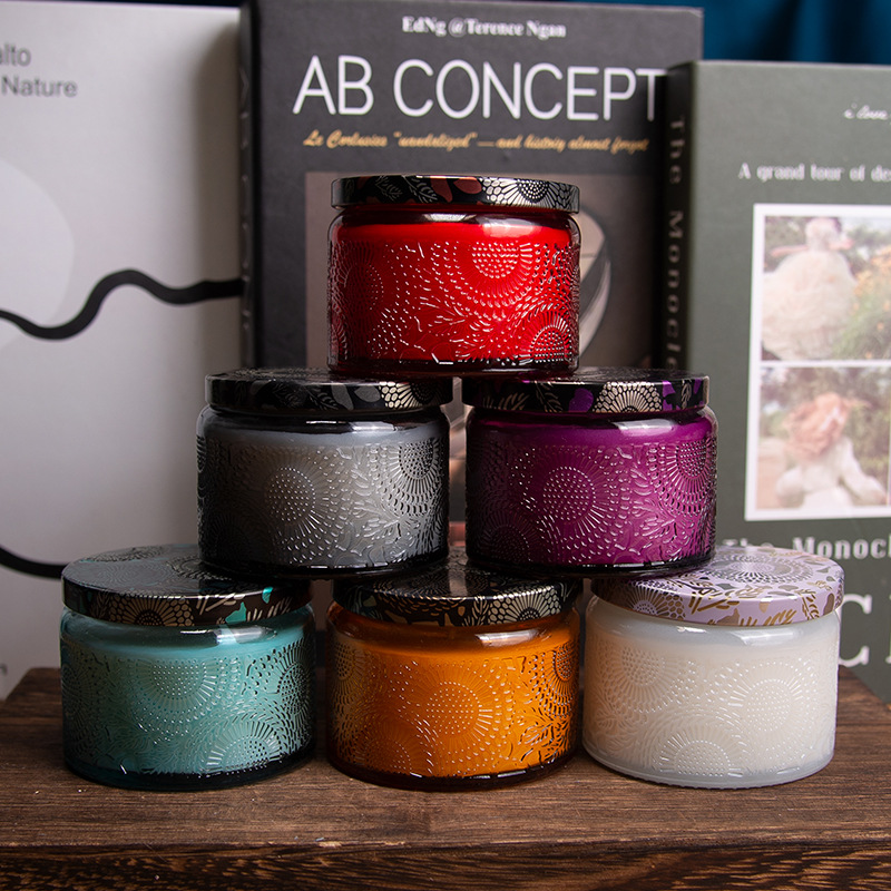 Vela aromática de soja con diseño de seis colores y logotipo personalizado, venta directa de fábrica, recuerdo romántico con fragancia.