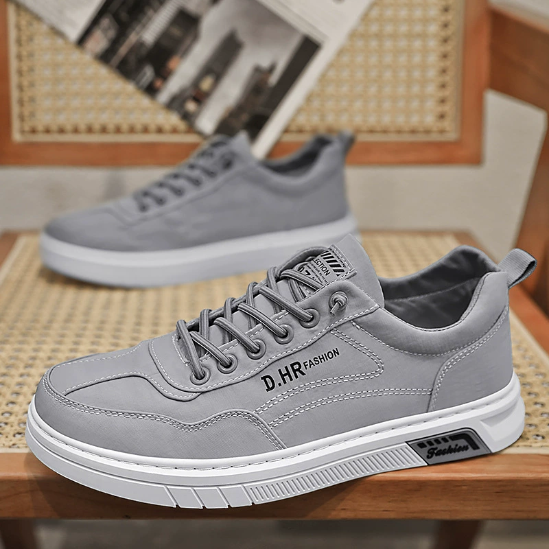 Cloth summer breathable footwear, sports sneakers for leisure, slip-ons
