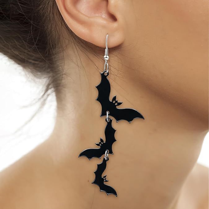 Cross-border foreign trade earrings, acrylic fun and cute ghost and bat decorative earrings, factory supply