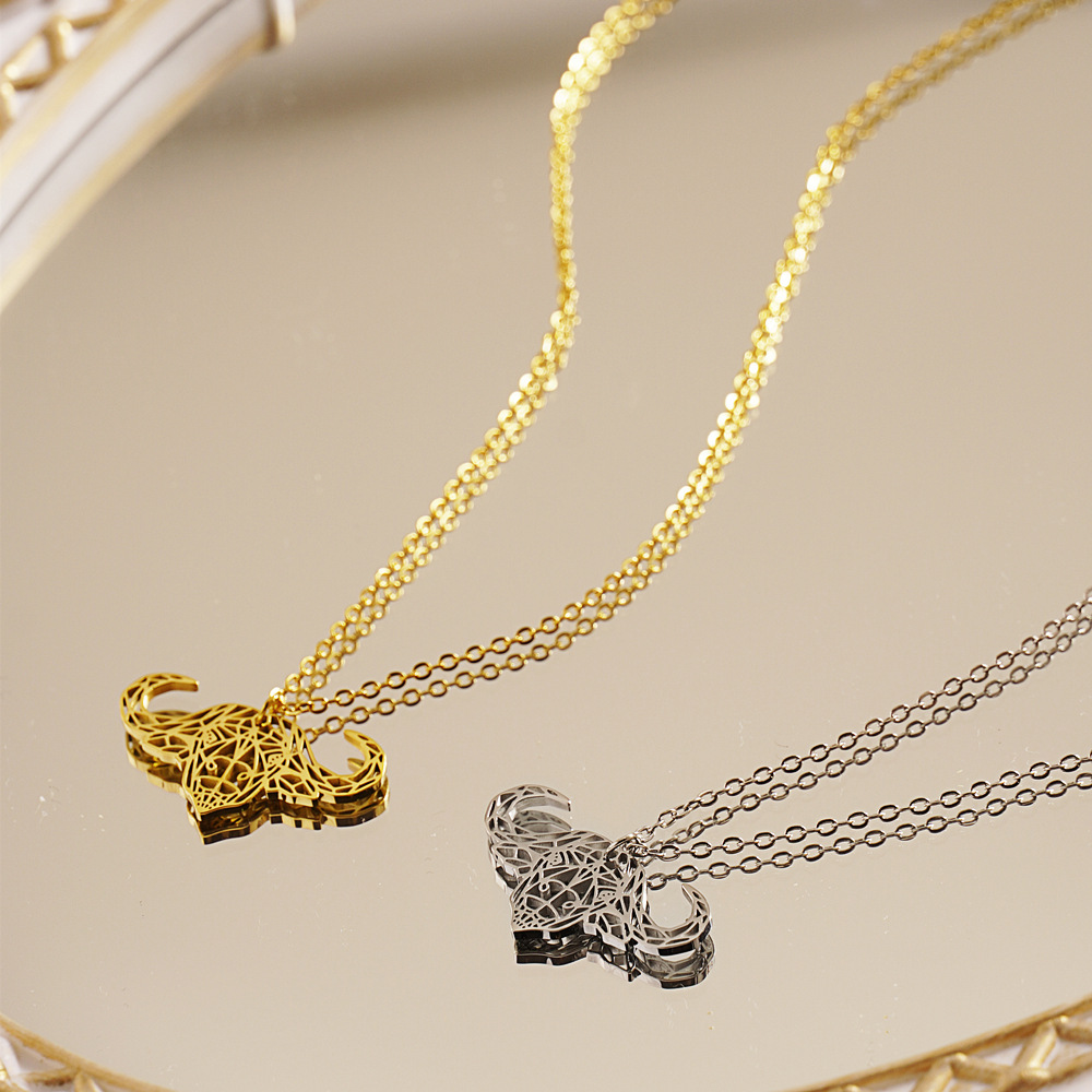 Creative geometric universal necklace