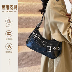 小众设计包包女新款2024百搭手提法棍包编织辣妹机车单肩包腋下包