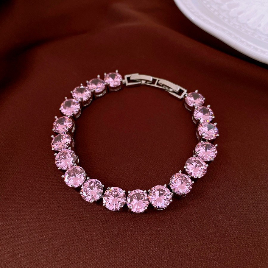 Pulsera de amor solar de circón galvanizado en oro real