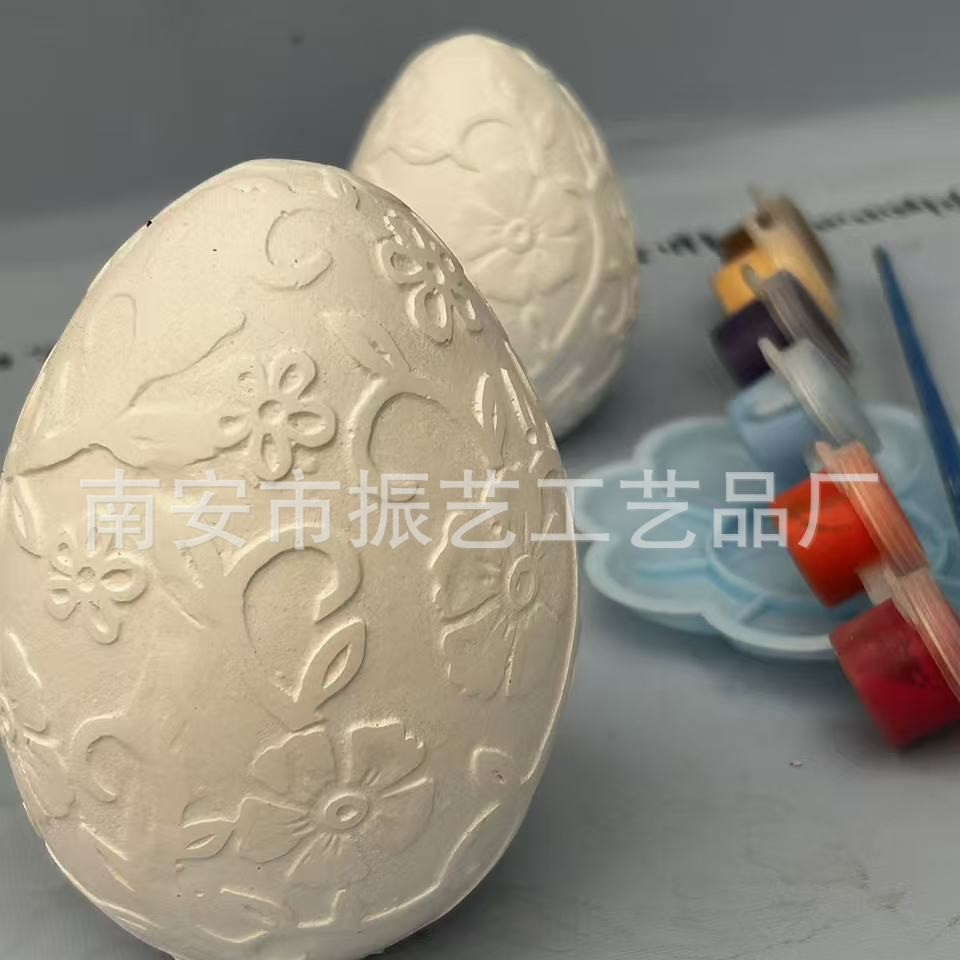 ����ڴ�ʵ�ʯ�๤�յ���ɫ����ģ�Ͱڼ��ط���ɫ����ʯ�๤��Ʒ