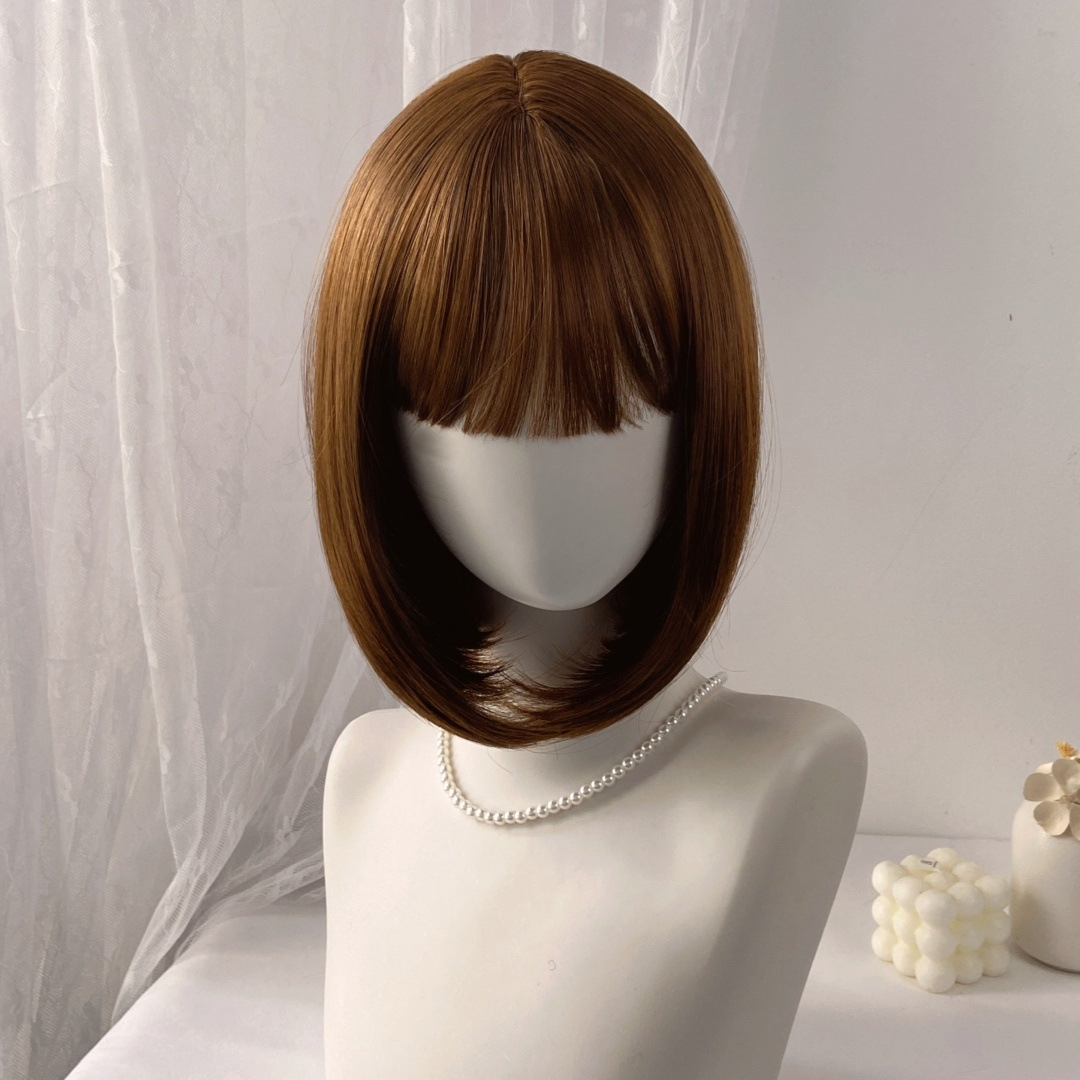 Proveedor de pelucas, peluca de cabello corto y liso estilo bobo para mujer, color blanco hinchado, fibra sintética, fabricante de tocados, venta al por mayor, compatible con ventas transfronterizas