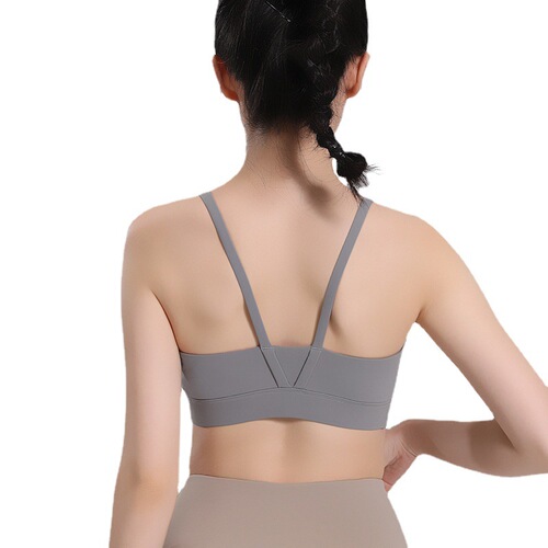 Yiwu sports sweat-absorbent underwear quick-drying running women's tube top fitness bra can be worn outside the back beautiful yoga wear top