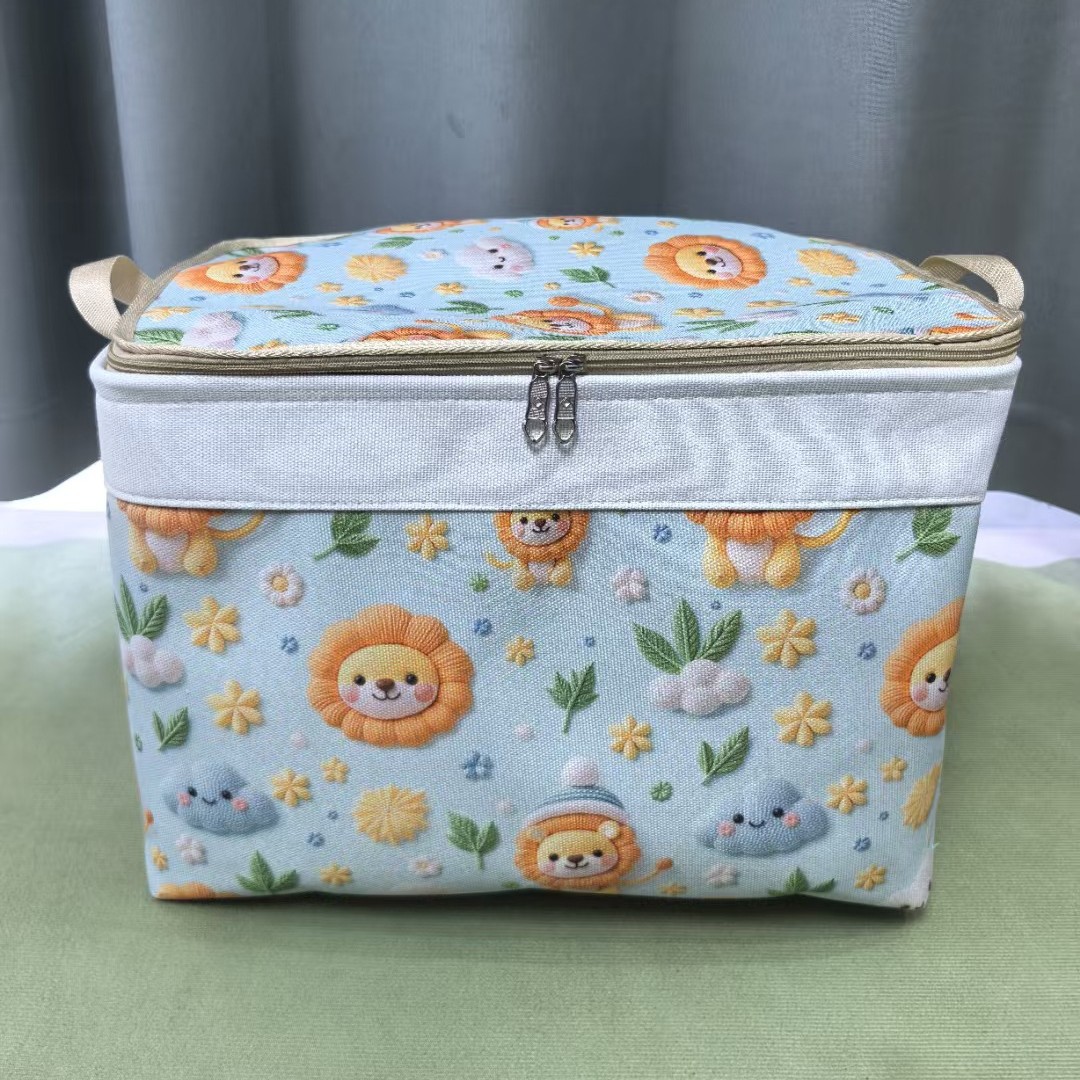 Capacious storage box with zipper for moving