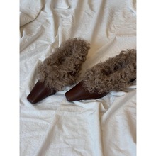 ��Ƥ��~Ӣ���L�ӽq��ů�ٴ�ëëЬŮ�¿�͹��ﶬ���^�ָ�����Ь