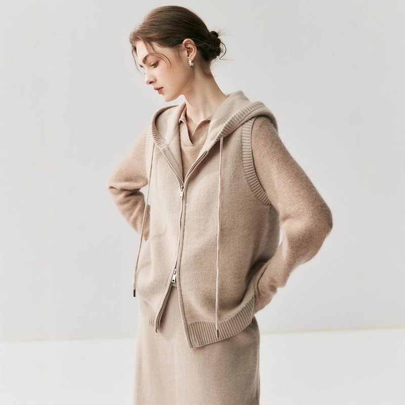 Loose Thickeneded Zipper Cashmere Knitted Vest Women's Hooded Sleeveless Cardigan Drawstring Vest 2025 Autumn and Winter Vest