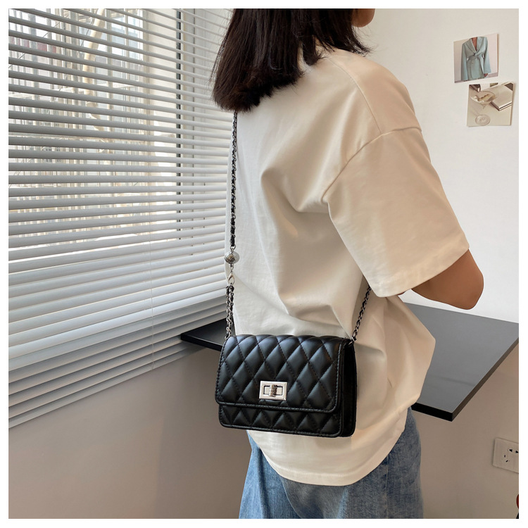 Mini small bag Women's bag 2025 New style trendy small bag, stylish and versatile, commuter style chain single-shoulder crossbody bag undefined